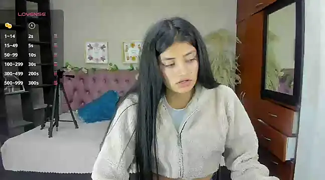 Snapshot of Lia_Keen chatting on February 2025 07:46:01 PM Lia Keen online show from February 2025 07:46:01 PM