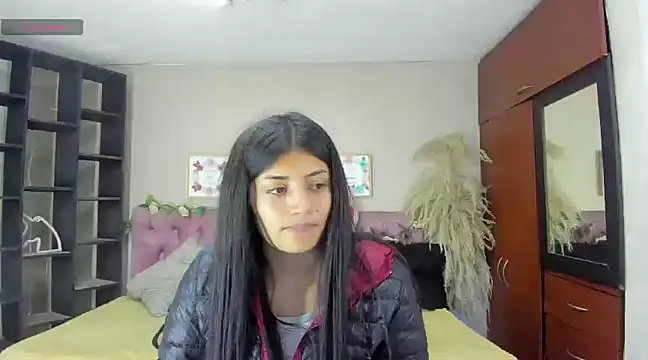 Snapshot of Lia_Keen chatting on March 2025 08:20:02 PM Lia Keen online show from March 2025 08:20:02 PM