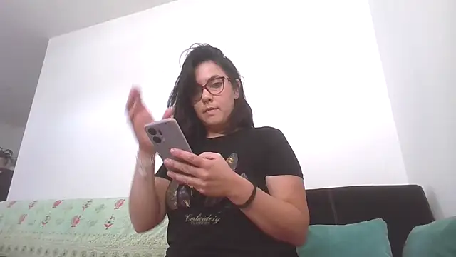 Tiramisu89 online show from April 2026 08:09:02 PM