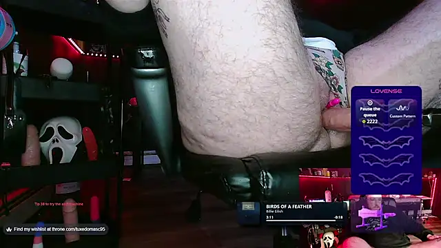 tuxedomasc 95 online show from October 2025 10:52:01 PM