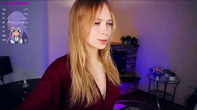 LynetBurby online show from December 2024 07:52:02 PM