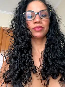 soli-lov online show from October 2025 01:12:02 PM