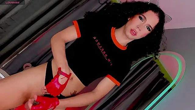 Snapshot of gatitavenecis chatting on December 2024 01:28:01 PM gatitavenecis online show from December 2024 01:28:01 PM