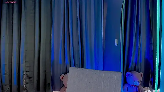 Snapshot of gatitavenecis chatting on December 2024 04:30:02 PM gatitavenecis online show from December 2024 04:30:02 PM