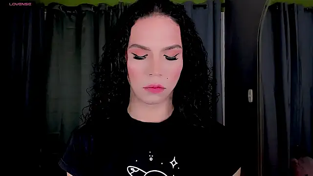 Snapshot of gatitavenecis chatting on February 2025 09:46:01 PM gatitavenecis online show from February 2025 09:46:01 PM