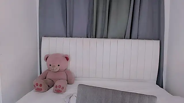 Snapshot of gatitavenecis chatting on November 2025 05:03:01 PM gatitavenecis online show from November 2025 05:03:01 PM