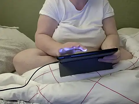 MarthaBriest online show from October 2025 02:37:02 AM