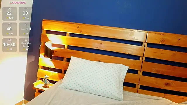 Snapshot of stefania_lerner chatting on January 2025 12:18:01 PM stefania lerner online show from January 2025 12:18:01 PM