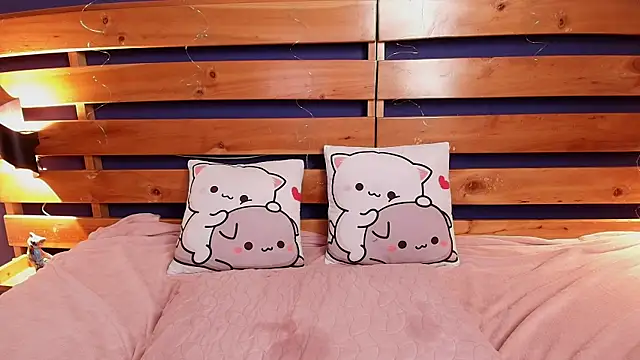 Snapshot of stefania_lerner chatting on March 2025 03:53:02 PM stefania lerner online show from March 2025 03:53:02 PM