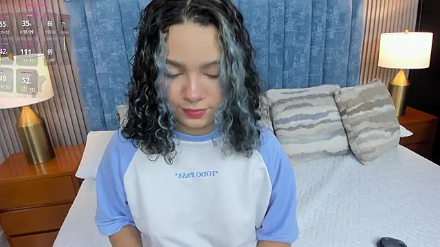 pretty sunlight  online show from April 2026 01:50:02 AM