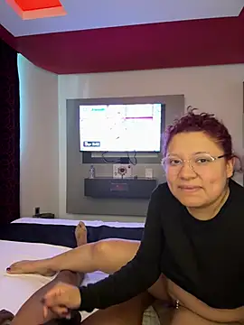 Snapshot of m0ondolly chatting on July 2026 12:02:02 AM m0ondolly online show from July 2026 12:02:02 AM