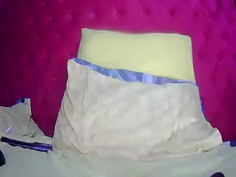 TheSweetBerry online show from March 2025 02:15:02 PM