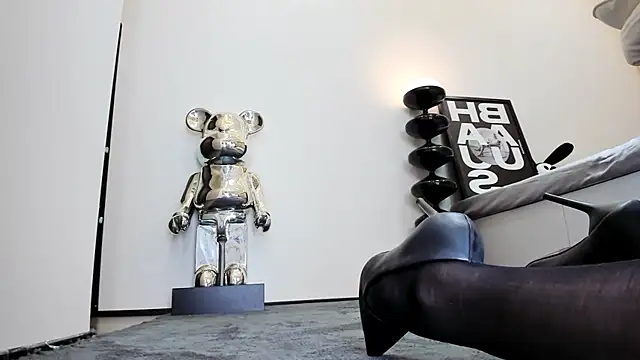 Snapshot of bdbdzs chatting on February 2025 09:04:02 PM bdbdzs online show from February 2025 09:04:02 PM