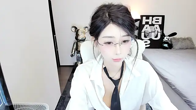 Snapshot of bdbdzs chatting on February 2025 10:07:02 PM bdbdzs online show from February 2025 10:07:02 PM