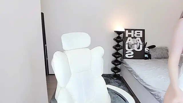 Snapshot of bdbdzs chatting on March 2025 10:05:01 PM bdbdzs online show from March 2025 10:05:01 PM