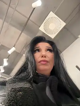 Tisha Busty online show from December 2024 01:54:02 PM