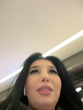 Tisha Busty online show from December 2024 01:33:01 PM