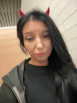 Tisha Busty online show from October 2025 11:22:01 AM