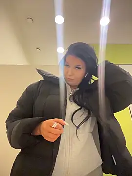 Tisha Busty online show from February 2026 01:10:01 PM