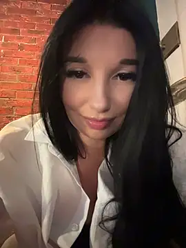 Tisha Busty online show from July 2026 01:28:01 PM