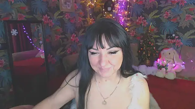 SusanLaNice online show from December 2024 07:21:02 PM