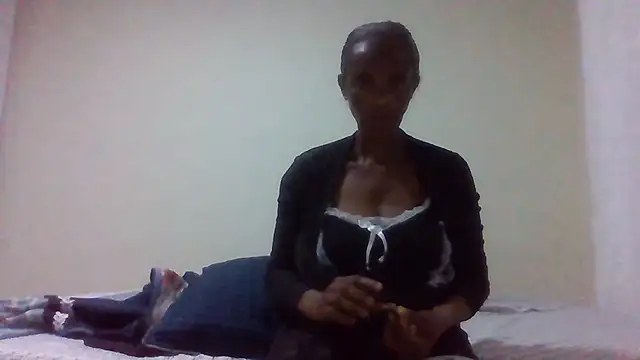Snapshot of sweets_80 chatting on July 2026 06:43:02 PM sweets 80 online show from July 2026 06:43:02 PM
