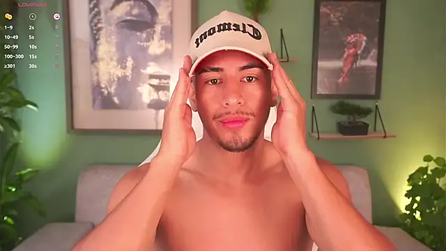 Aaronfox x online show from February 2025 12:21:02 PM