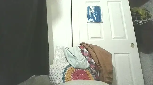 Snapshot of PompasPurpleriver chatting on December 2024 12:13:01 AM PompasPurpleriver online show from December 2024 12:13:01 AM