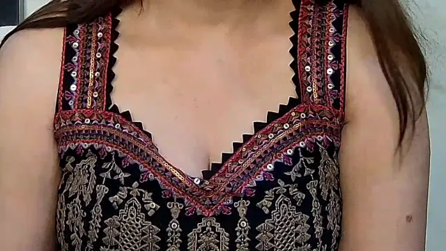 MIss-Naina online show from October 2025 08:47:01 AM