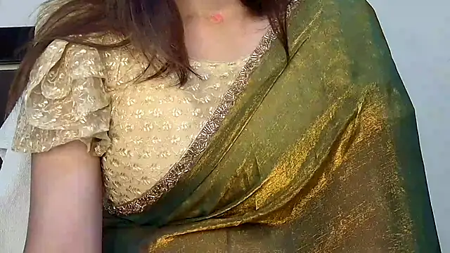 MIss-Naina online show from November 2025 06:24:02 AM