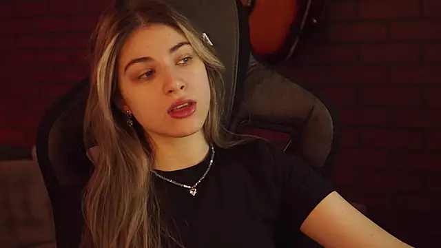 EllieCutes online show from February 2025 05:31:01 AM