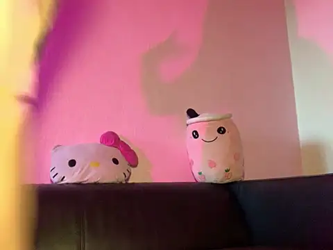 madelinexx online show from March 2025 05:05:02 PM