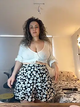 Elizabeth Dupont online show from September 2025 05:46:01 PM