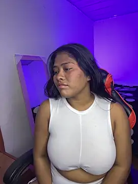 Snapshot of hurren_pasha chatting on March 2026 12:42:01 PM hurren pasha online show from March 2026 12:42:01 PM