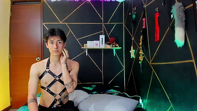 MillersKink online show from January 2025 02:22:01 AM