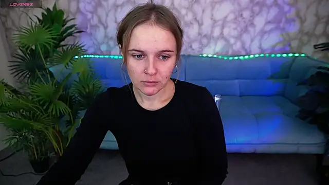 MaribelRiverr  online show from October 2025 05:49:01 AM