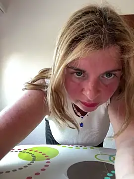 Lombada online show from May 2026 04:00:01 PM