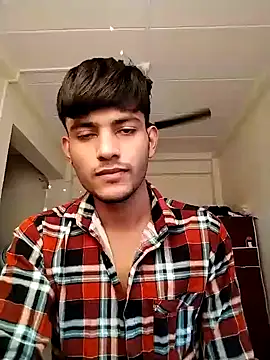 kingkartik7 online show from February 2025 10:48:02 AM