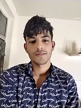 kingkartik7 online show from February 2025 07:10:02 PM