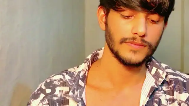 kingkartik7 online show from February 2026 05:00:01 PM