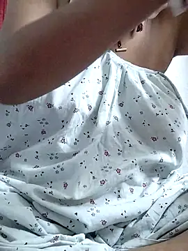 Snapshot of miss-Riy chatting on April 2026 05:29:01 PM miss-Riy online show from April 2026 05:29:01 PM