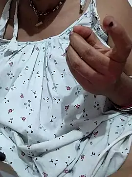 Snapshot of miss-Riy chatting on April 2026 04:53:02 PM miss-Riy online show from April 2026 04:53:02 PM