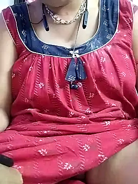 Snapshot of miss-Riy chatting on June 2026 04:44:01 PM miss-Riy online show from June 2026 04:44:01 PM