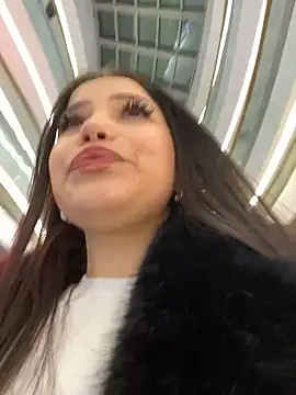 Snapshot of Chloe__Moon chatting on December 2024 05:22:02 PM Chloe Moon online show from December 2024 05:22:02 PM