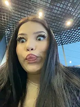 Snapshot of Chloe__Moon chatting on December 2024 11:15:02 AM Chloe Moon online show from December 2024 11:15:02 AM