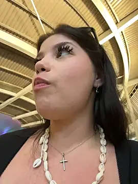 Snapshot of Chloe__Moon chatting on March 2025 01:06:02 PM Chloe Moon online show from March 2025 01:06:02 PM