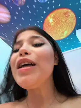 Snapshot of Chloe__Moon chatting on March 2025 04:19:02 PM Chloe Moon online show from March 2025 04:19:02 PM