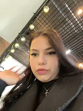 Snapshot of Chloe__Moon chatting on March 2025 01:17:01 PM Chloe Moon online show from March 2025 01:17:01 PM