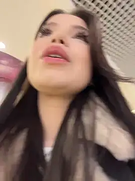 Snapshot of Chloe__Moon chatting on December 2025 03:06:01 PM Chloe Moon online show from December 2025 03:06:01 PM