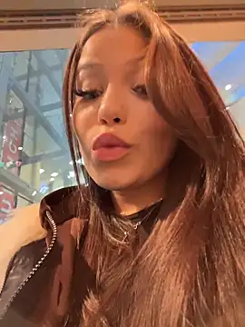 Snapshot of Chloe__Moon chatting on February 2026 02:20:02 PM Chloe Moon online show from February 2026 02:20:02 PM